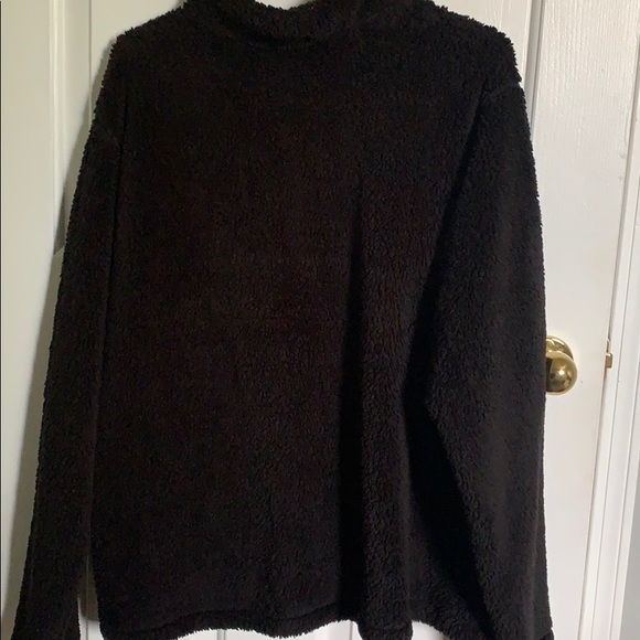 black fluffy sweater - Picture 2 of 3